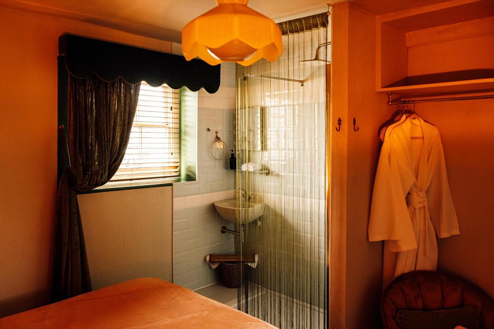 The George & Heart House Hotel Маргейт Екстериор снимка